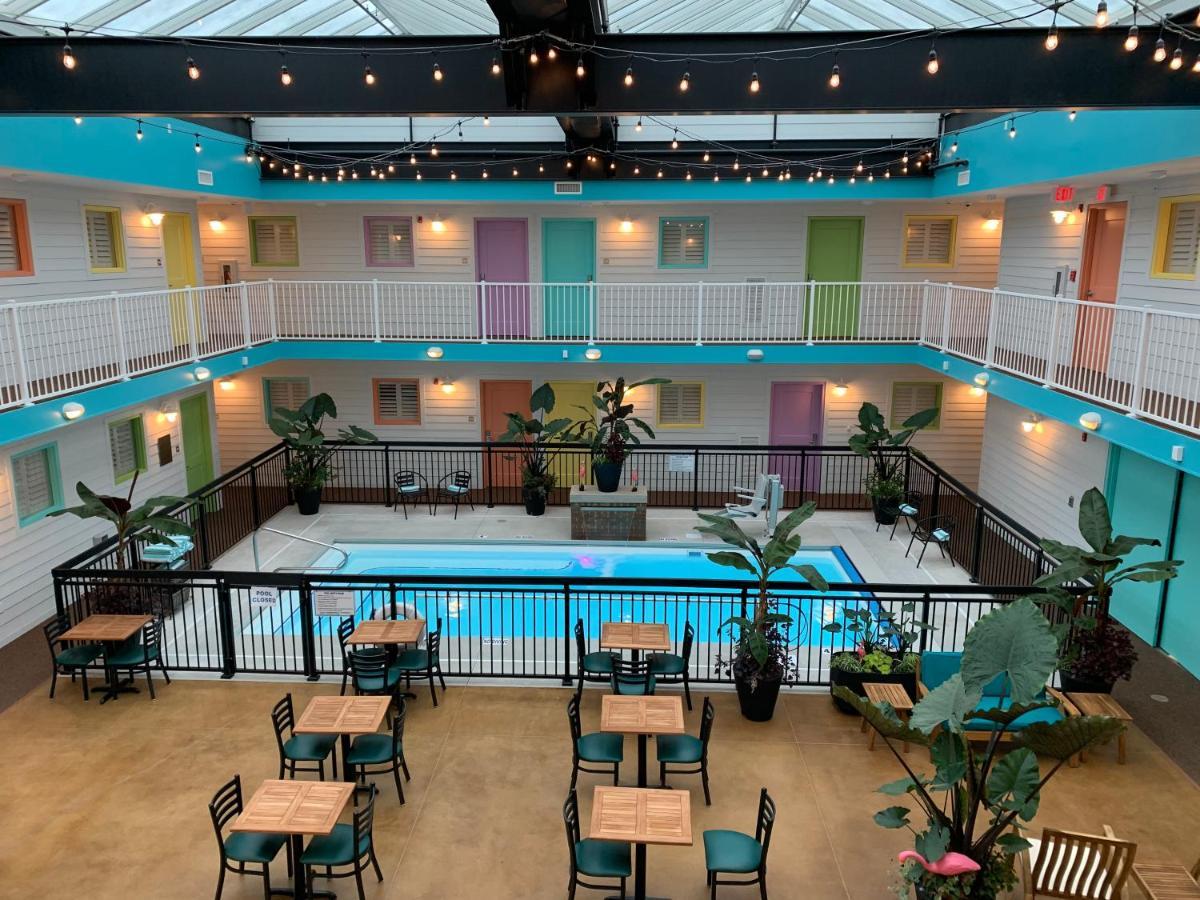 Hotel Worthington Of Logan Exterior foto